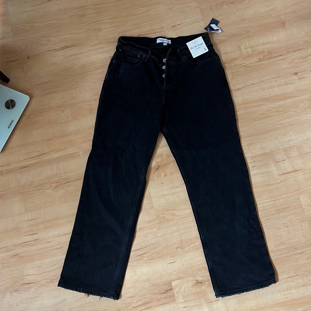Abercrombie Curve Love 90s Baggy Low Rise Jeans